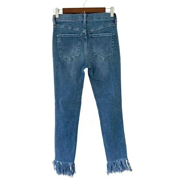We The Free Great Heights Frayed Skinny Denim Jeans Size 26 Distressed Stretch - Picture 2 of 7